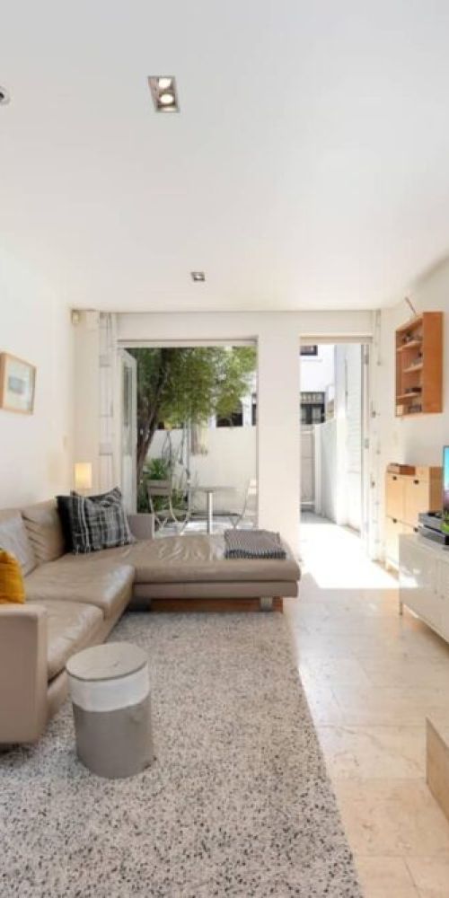 Charming Terrace in Bustling Locale