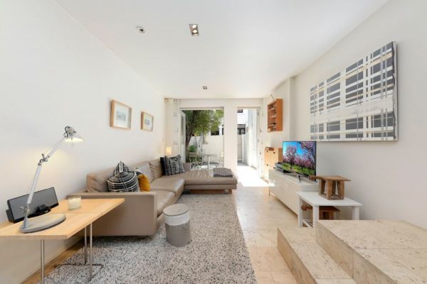 Charming Terrace in Bustling Locale