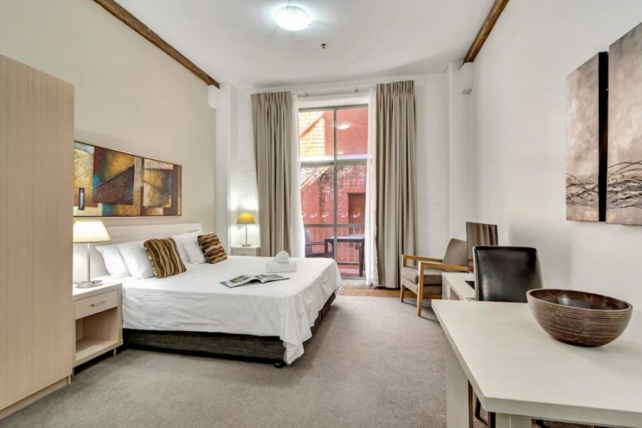 Bedroom & Balcony